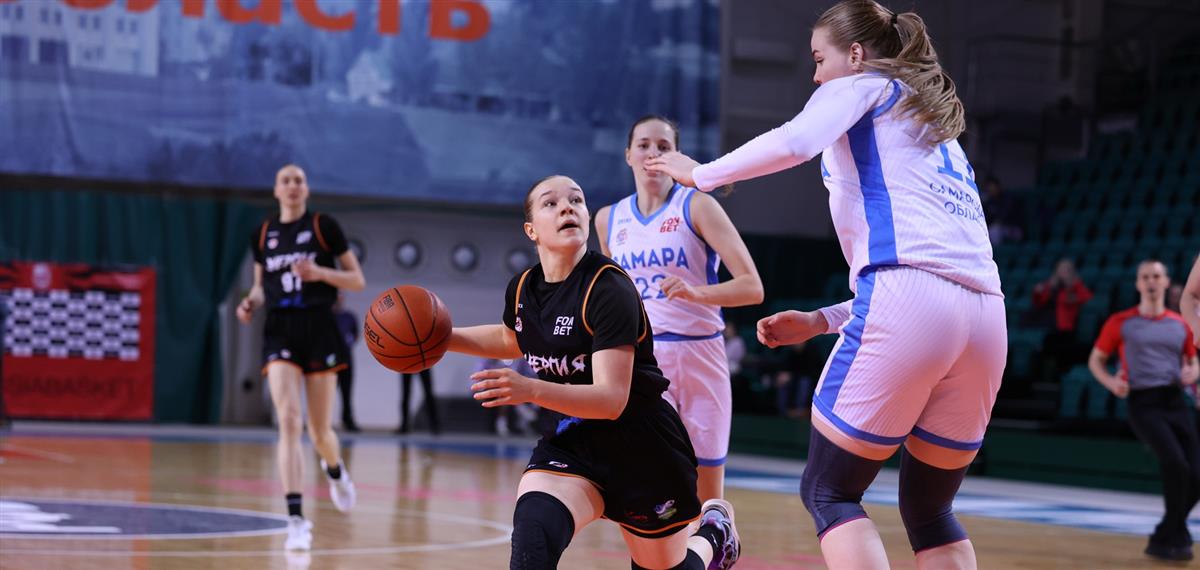 "Энергия" завершила регулярку на десятом месте