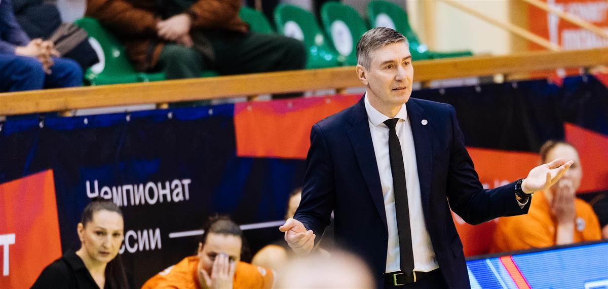 Дмитрий Шумихин: "В перерыве нам пришлось поменять защитные формы"