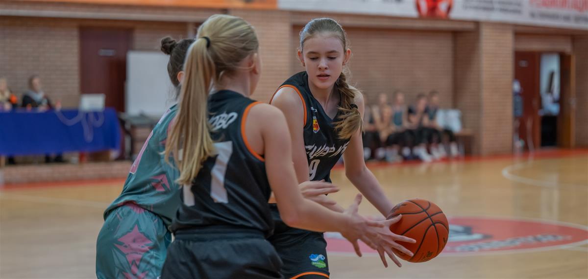 Юниорки отправились на Суперфинал Кубка Феникса