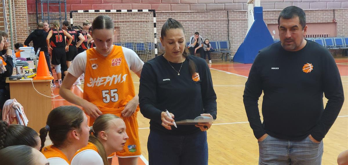 "Энергия-Фарм" уступила в стартовом матче молодежного турнира Литвинова