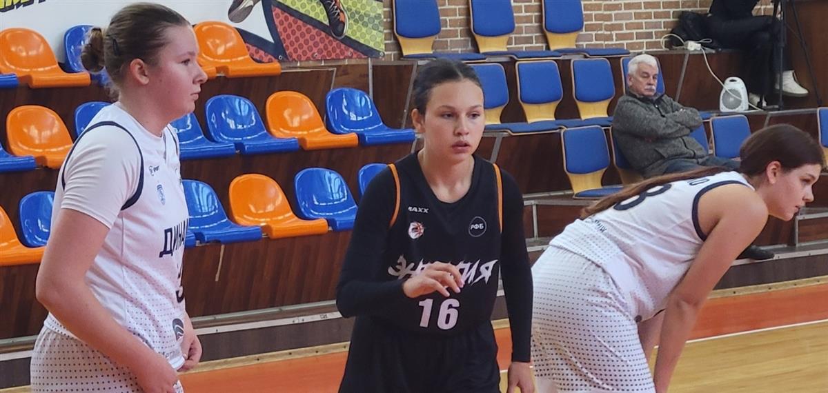 Навязать борьбу "Динамо-Юниор" не удалось