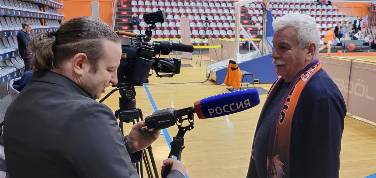 С днем спортивного журналиста!