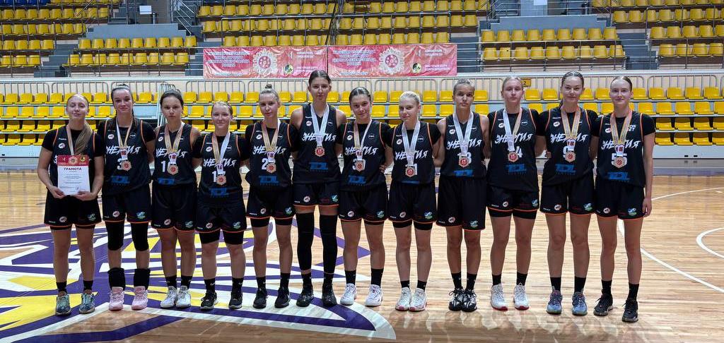 Игроки резерва завоевали серебро Спартакиады