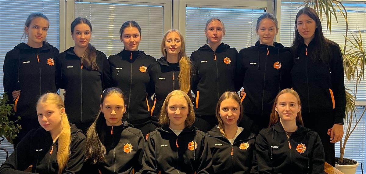 Молодые "тигрицы" представят сборную города в Вологде