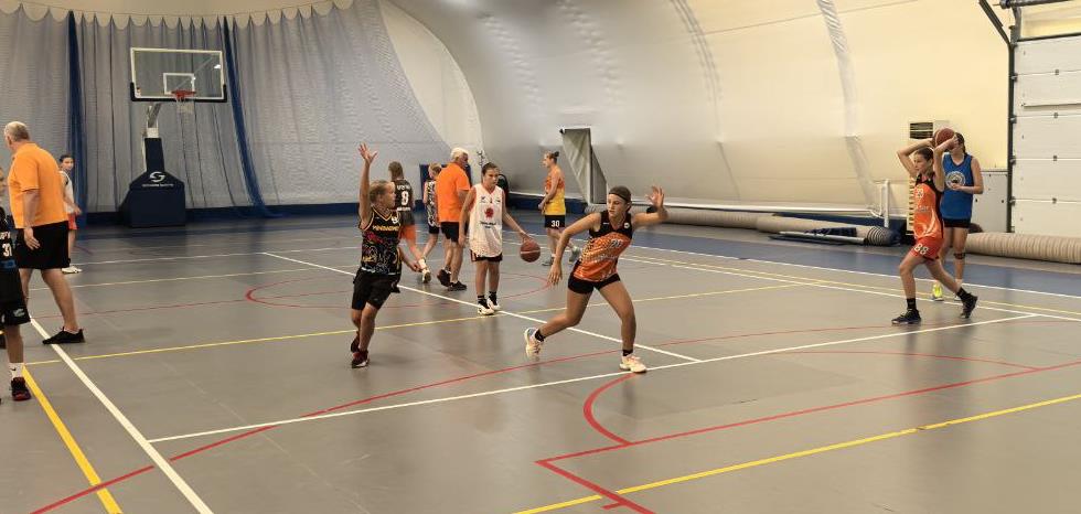 Юниорки завершили сборы в Алуште