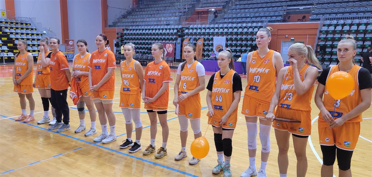 "Энергия" - третья на турнире Литвинова!